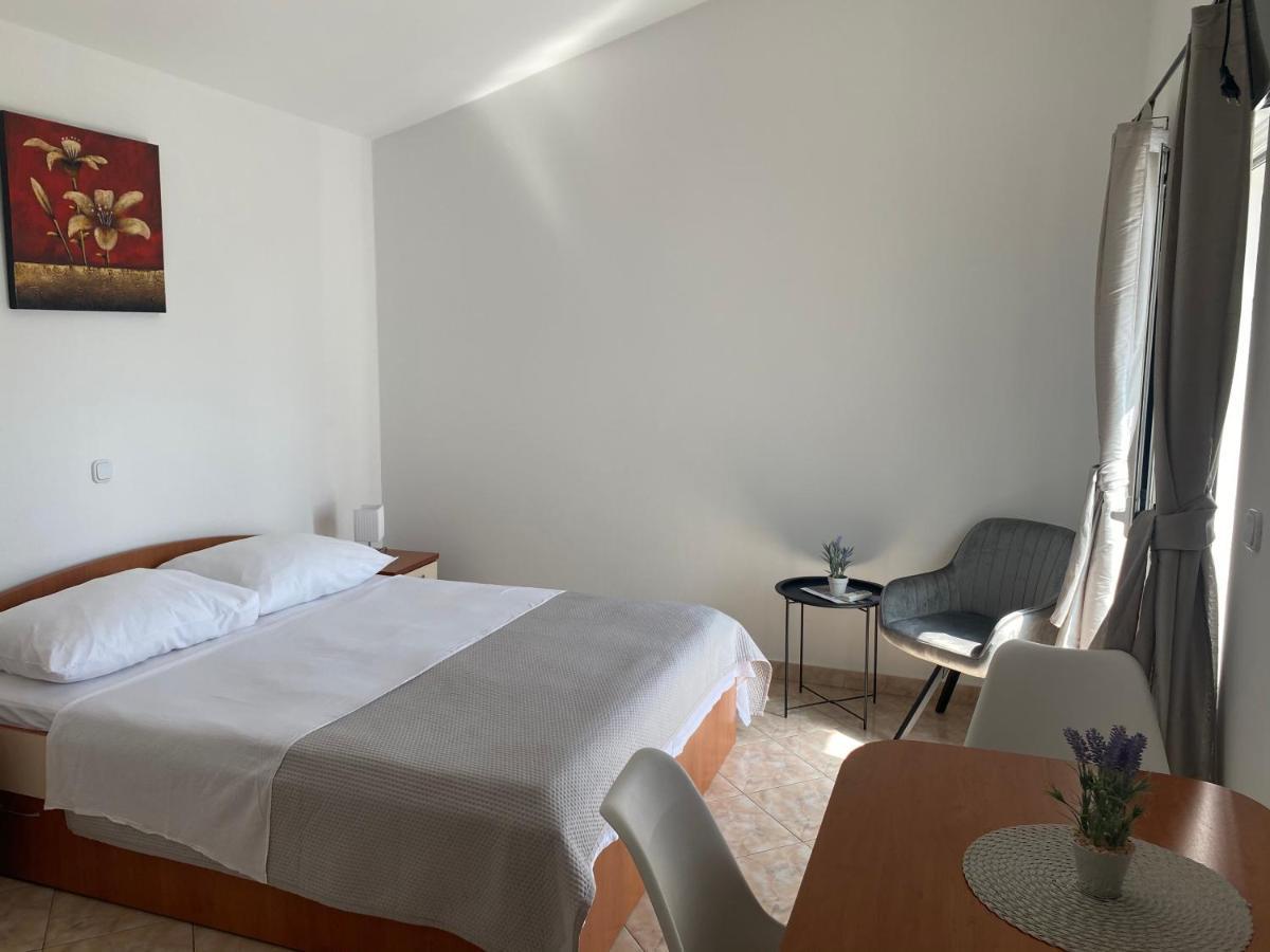 Apartmani Leona Bibinje Buitenkant foto