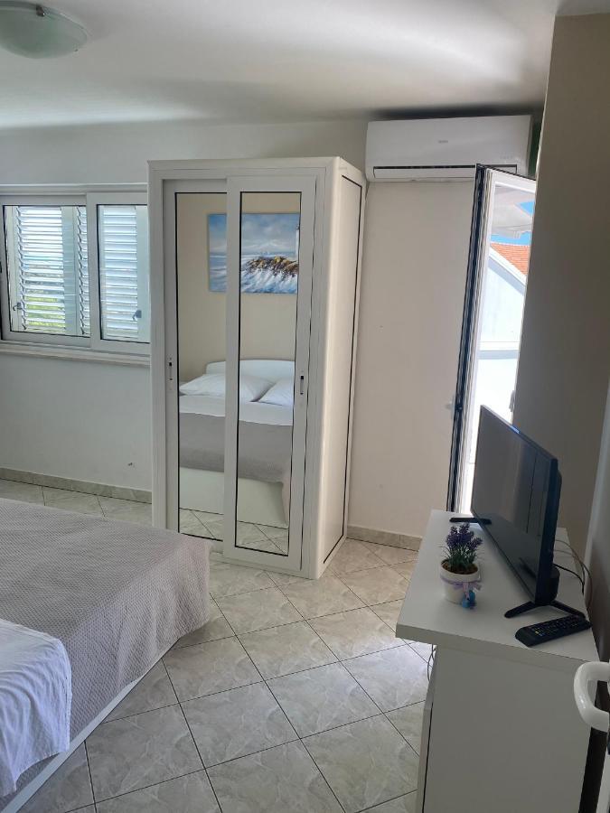 Apartmani Leona Bibinje Buitenkant foto
