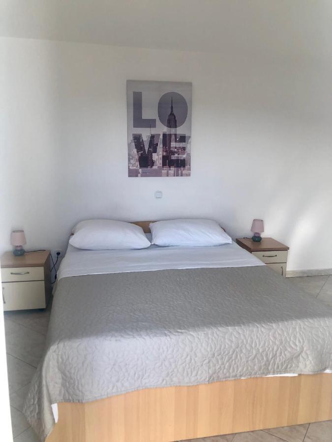 Apartmani Leona Bibinje Buitenkant foto
